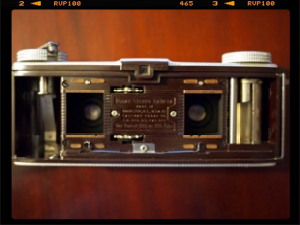Kodak Stereo abierta