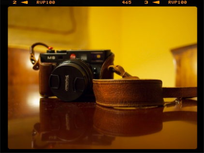 Cámara Leica M8 de frente